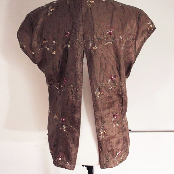 Brown Silk Cap Sleeve Floral Embroidered Crinkle Top, Size L - Picture 4 of 9